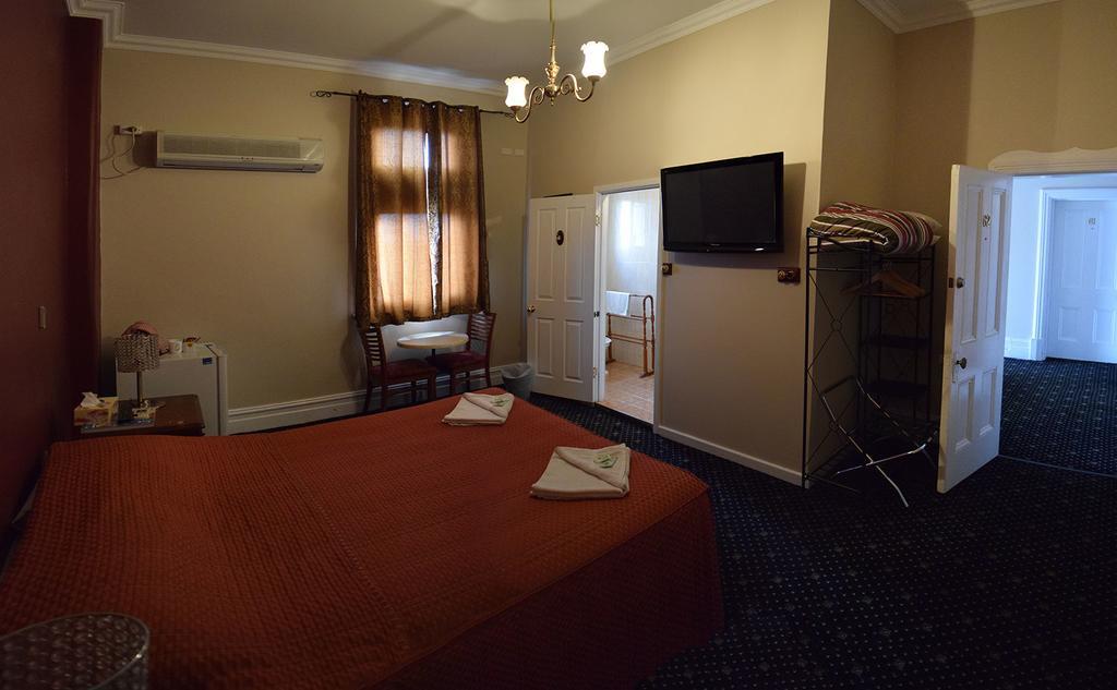 The Palace Hotel Kalgoorlie Habitación foto